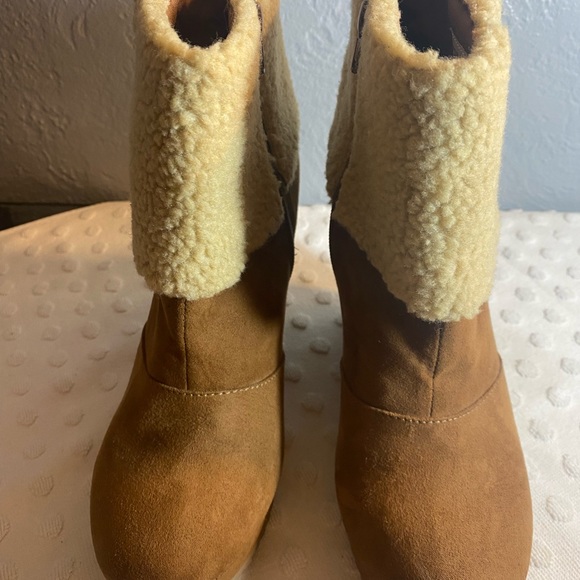 Juicy Couture Women's Buckle Wedge Ankle Boots - Picture 2 of 16